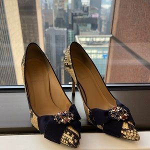 J. CREW SNAKE PRINT 3” HEELS with a Gemstone bow 5.5